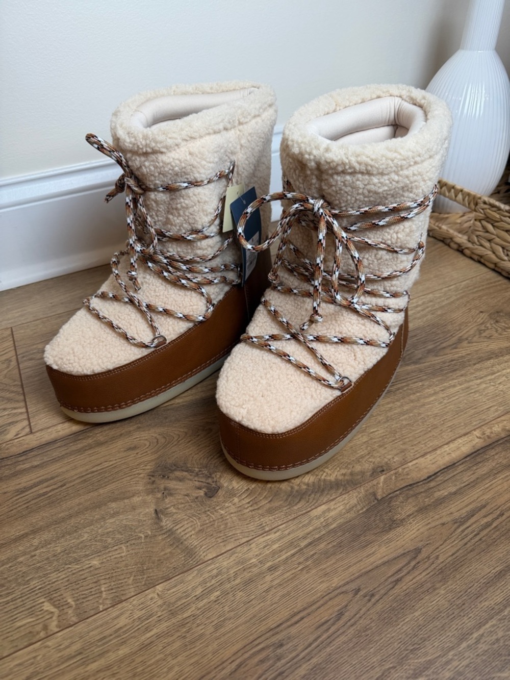 Universal Thread “Zenita” Boot - Picture 5 of 5